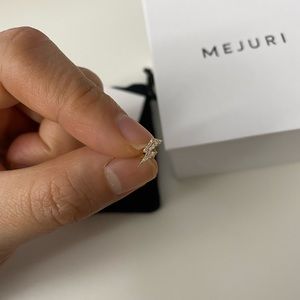 Mejuri Single Diamond Pave Lightning Bolt Stud